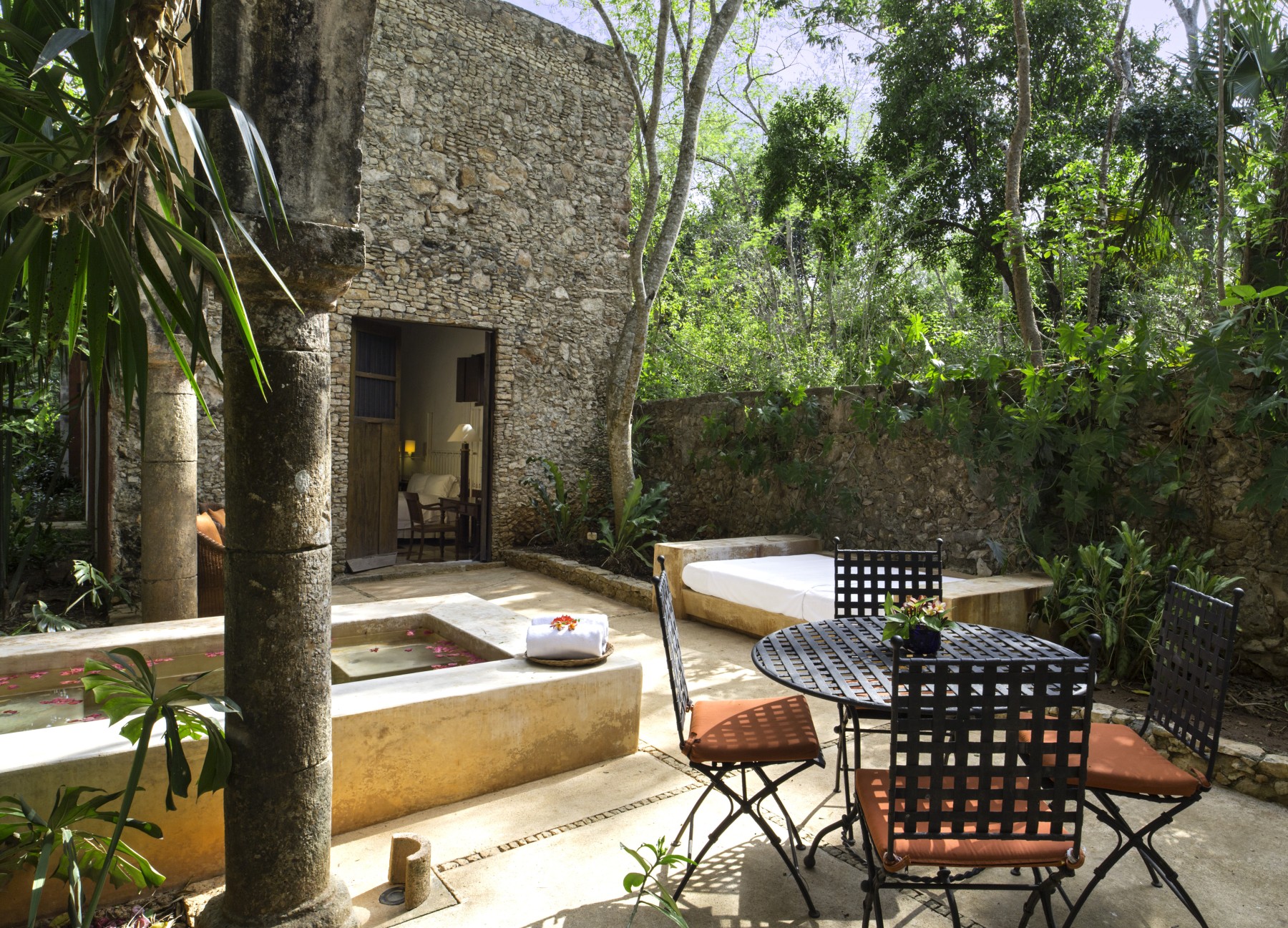 Hacienda Santa Rosa